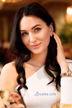 225057 - Olena Age: 27 - Ukraine